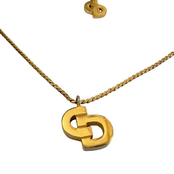 Chistian Dior Offset CD Initial Necklace - Picture 5 of 11